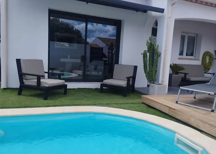 Charmante בית נופש *